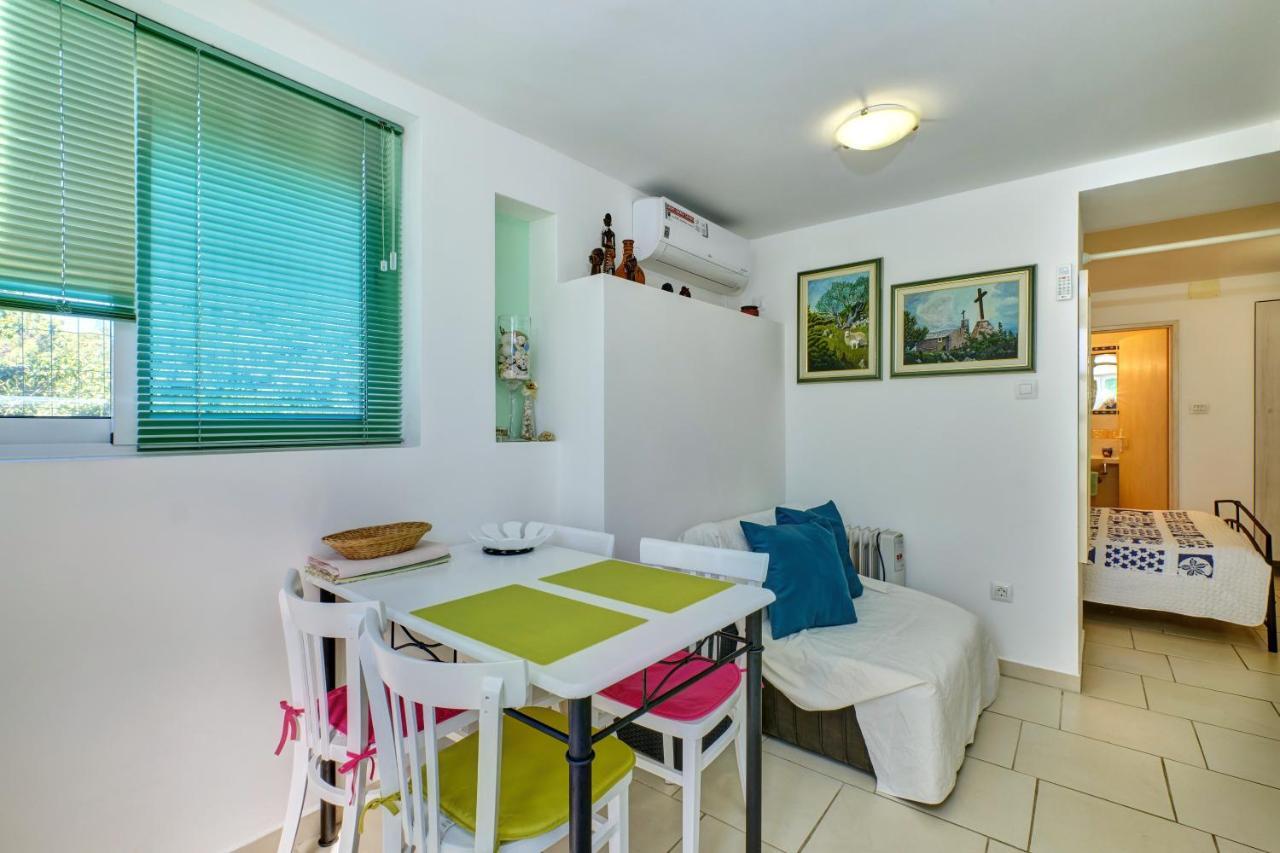 וולי לוסיניי Apartment Neno - Terrace & Parking מראה חיצוני תמונה