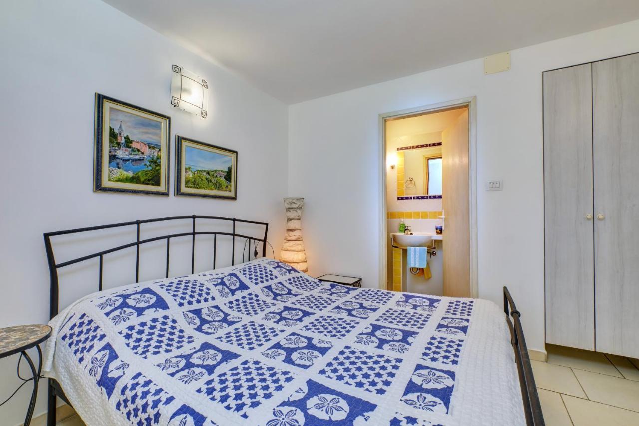 וולי לוסיניי Apartment Neno - Terrace & Parking מראה חיצוני תמונה