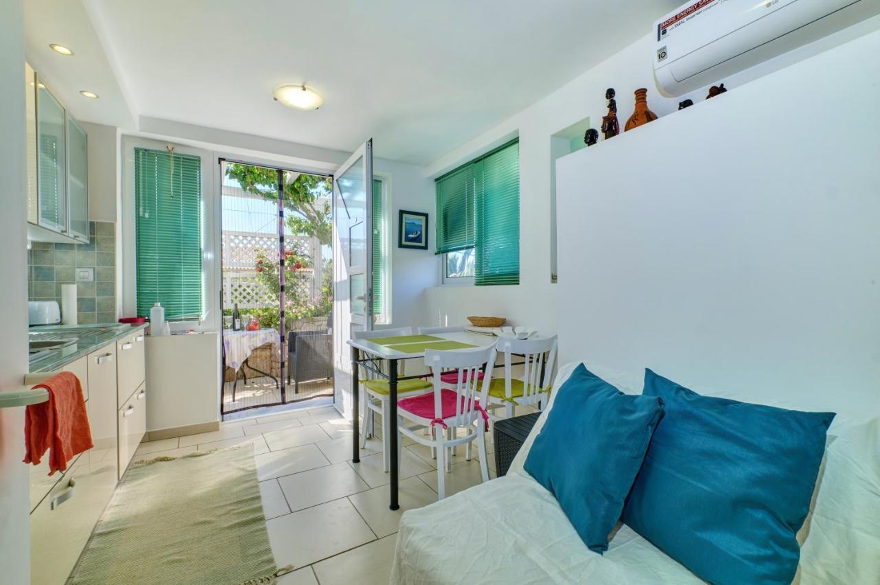 וולי לוסיניי Apartment Neno - Terrace & Parking מראה חיצוני תמונה