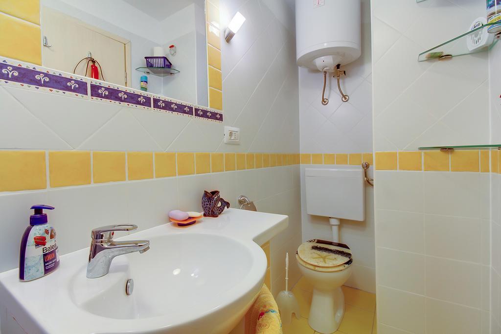 וולי לוסיניי Apartment Neno - Terrace & Parking מראה חיצוני תמונה