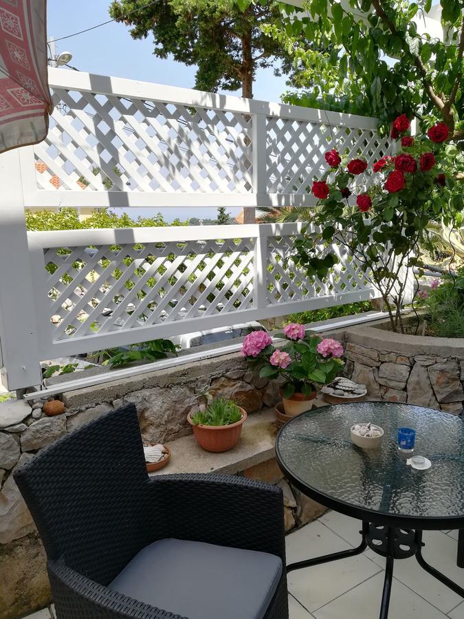 וולי לוסיניי Apartment Neno - Terrace & Parking מראה חיצוני תמונה